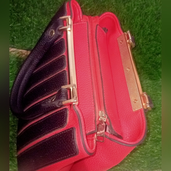 Women's handbag - Picture 3 of 4